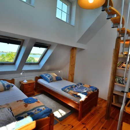 Сasa de vacaciones House With Private Garden And Pier