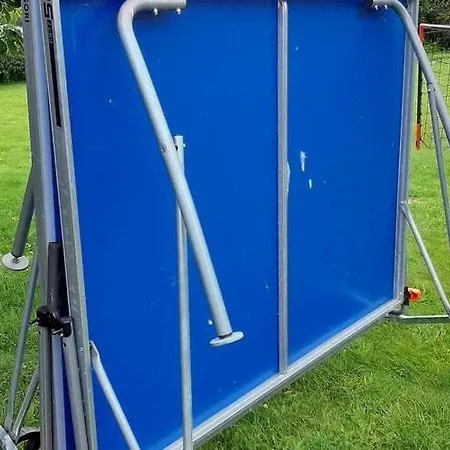 House With Private Garden And Pier Сasa de vacaciones Podamirowo