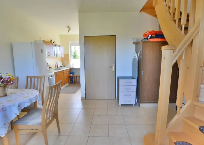 House With Private Garden And Pier Podamirowo