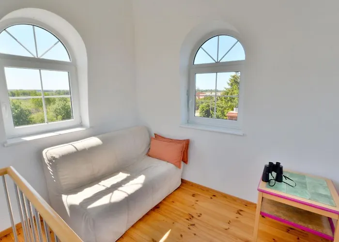 House With Private Garden And Pier Casa de Férias Podamirowo